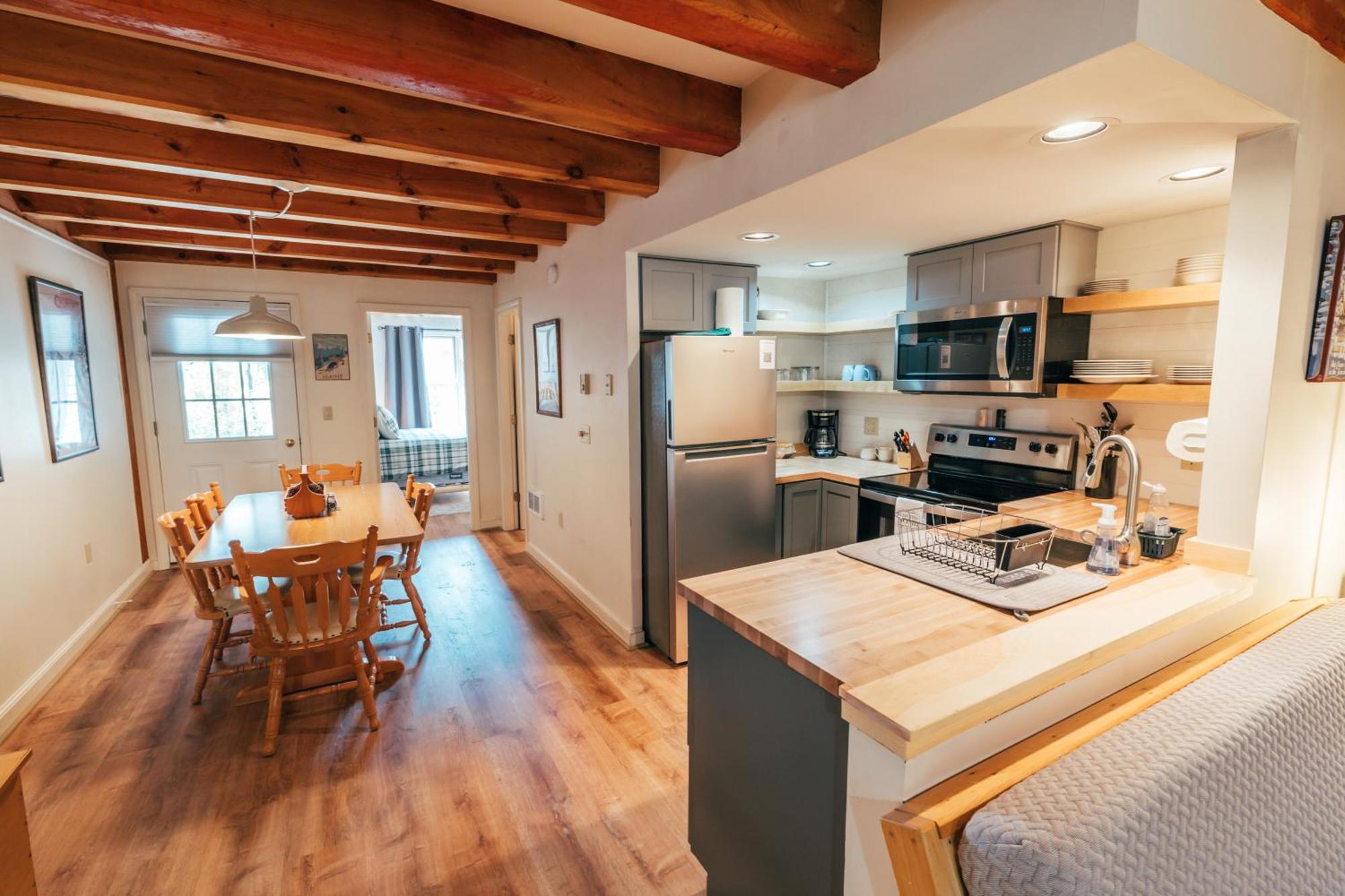 Newly Renovated & Furnished Condo, Only 3 Min To Sunday River! ベセル エクステリア 写真