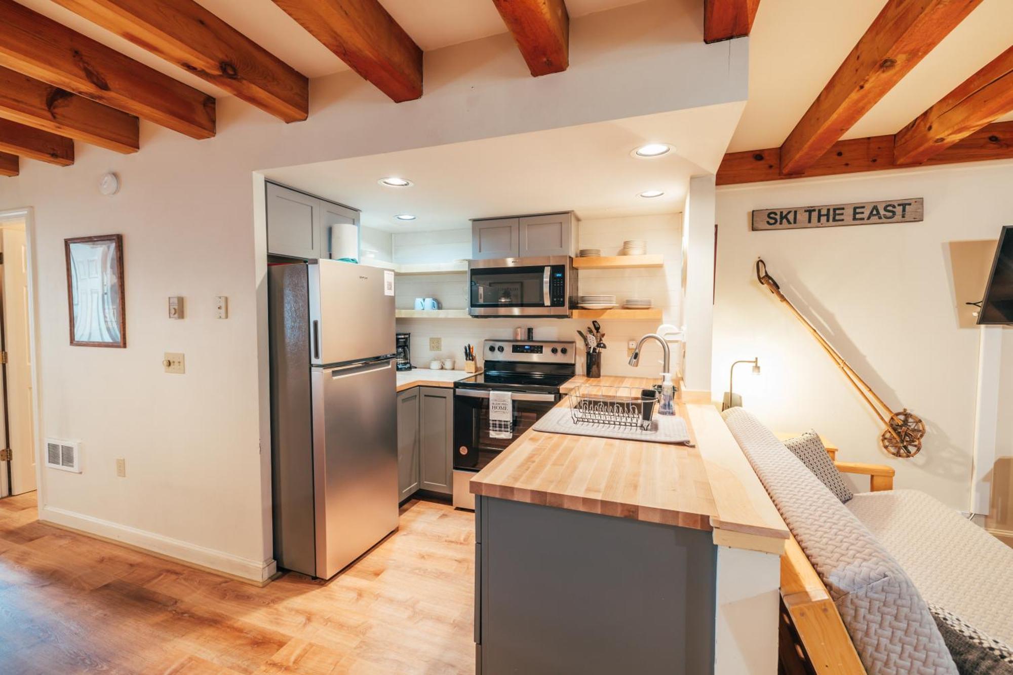 Newly Renovated & Furnished Condo, Only 3 Min To Sunday River! ベセル エクステリア 写真